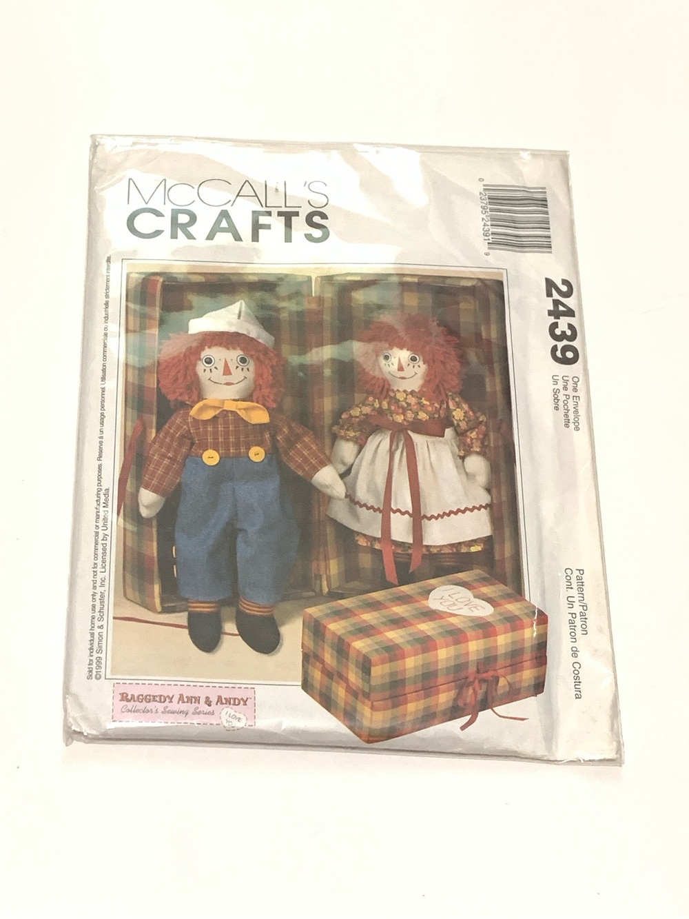 McCall's Crafts Raggedy Ann & Andy Sewing Pattern - Multicolor